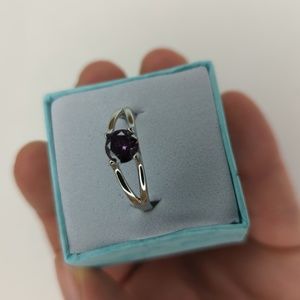 Fragrant Jewels Size 8.5 Ring Purple Stone Split Shank NWOT